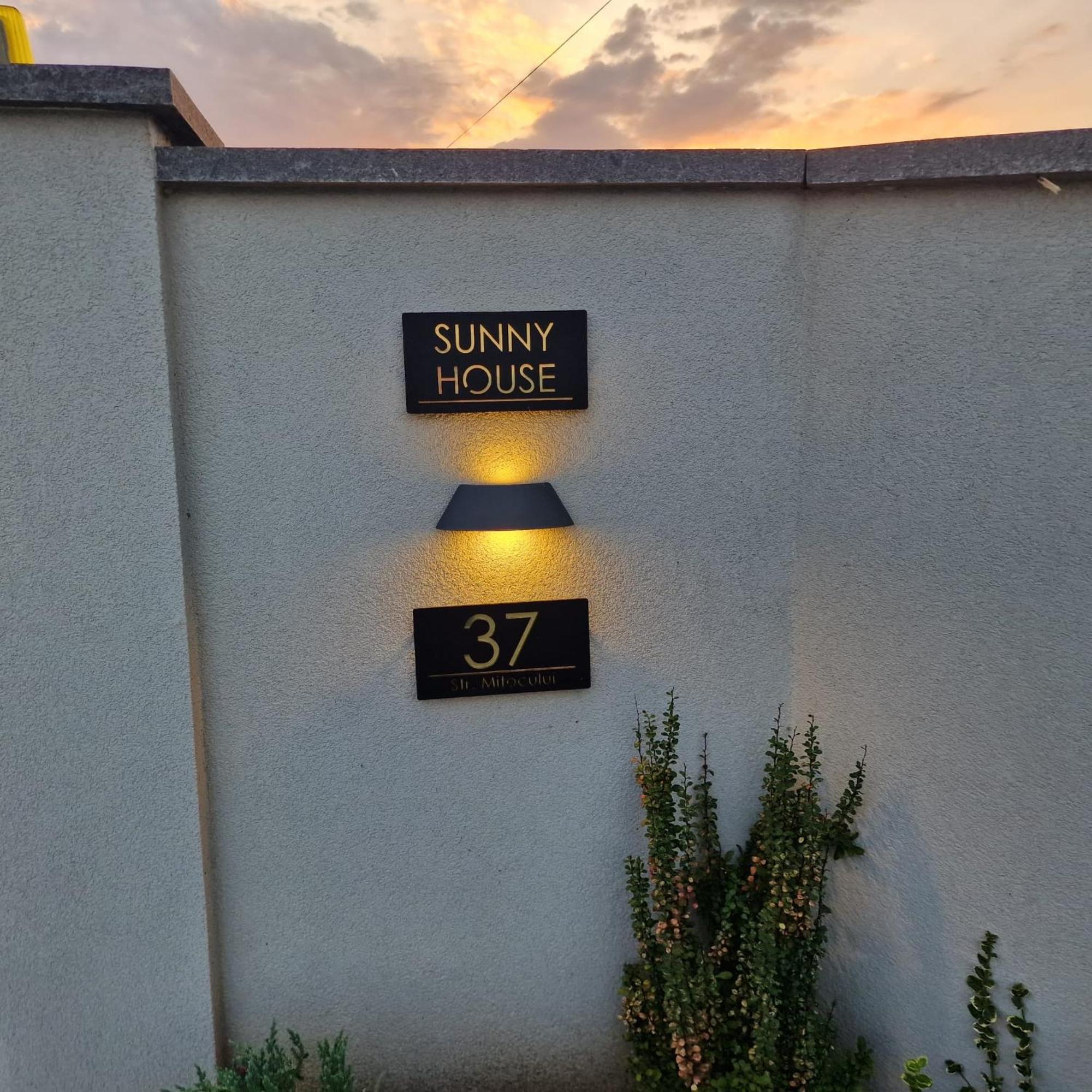 Sunny House Villa Suceava Exterior photo