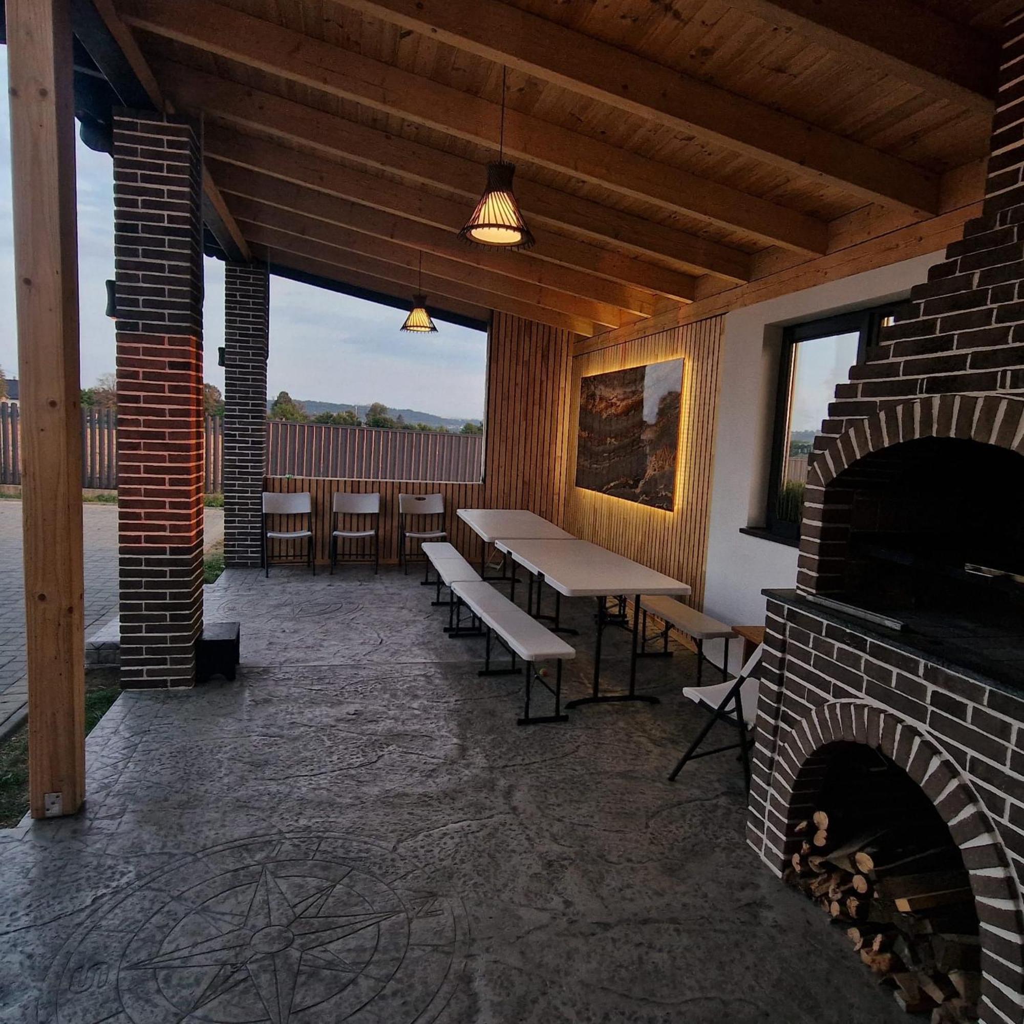 Sunny House Villa Suceava Exterior photo